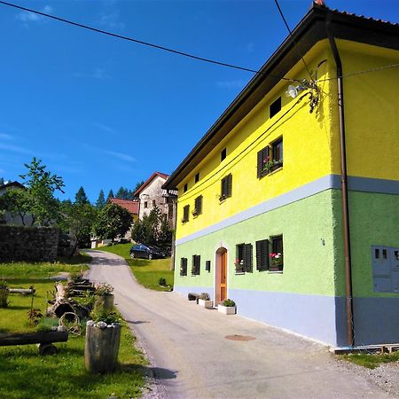 Apartmaji Pr-Gujlu Sela Nad Podmelcem 5220 Tolmin Podmelec المظهر الخارجي الصورة