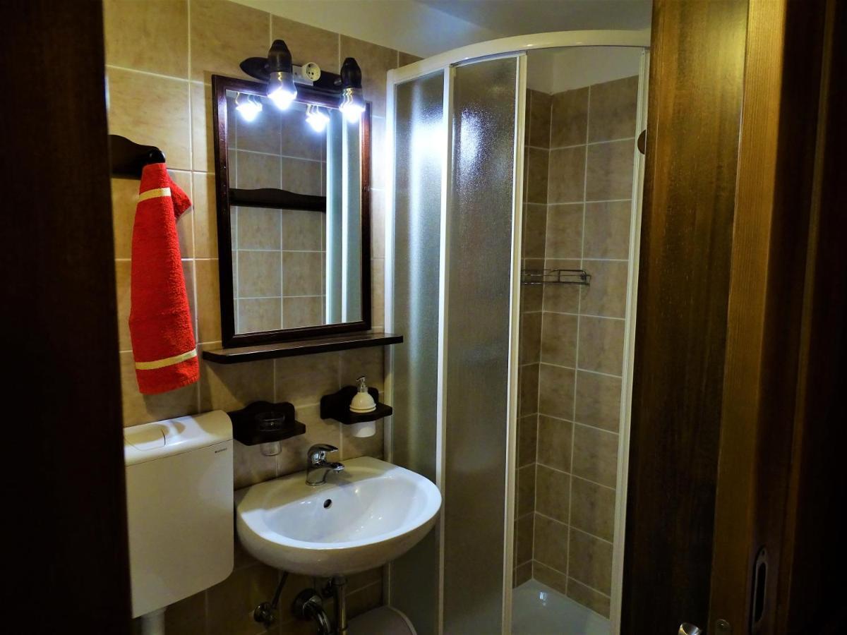 Apartmaji Pr-Gujlu Sela Nad Podmelcem 5220 Tolmin Podmelec المظهر الخارجي الصورة